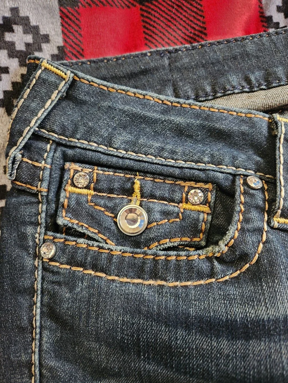 True Religion Dark Wash Rhinestone Flap Pocket Bootcut Jeans Size 28 Y2K - Picture 8 of 12